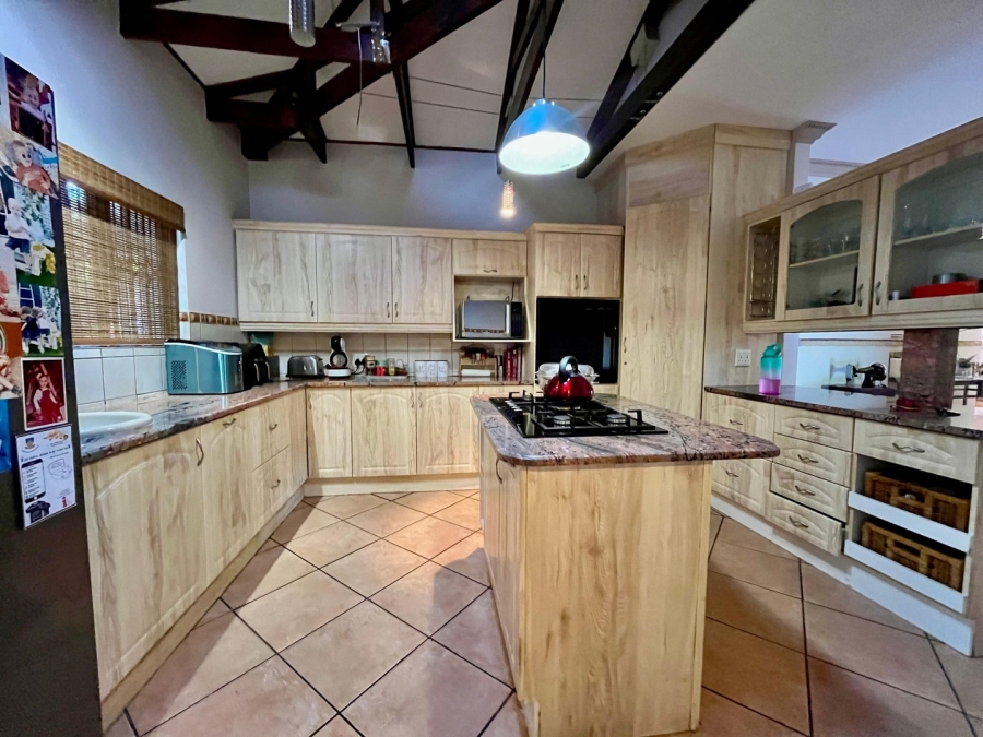 3 Bedroom Property for Sale in Safari Gardens North West